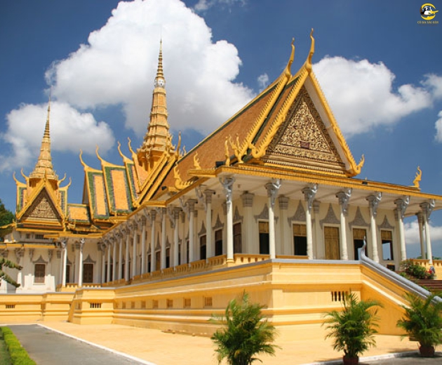 Campuchia Phnom Penh Naga world